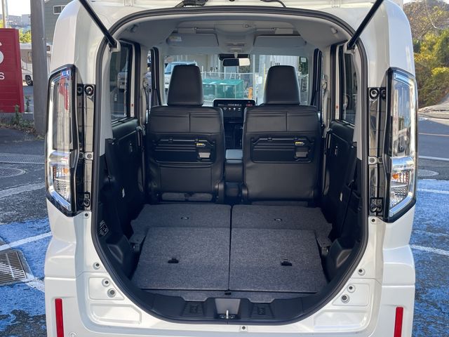 SUZUKI Spacia custom 2025