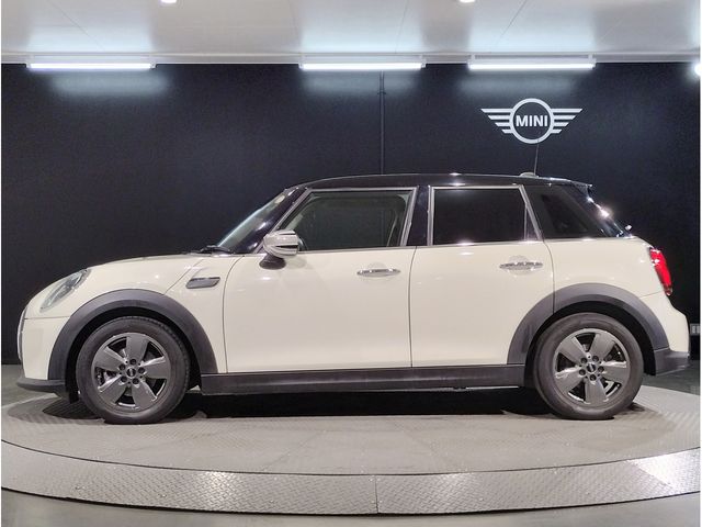 BMW MINI COOPER 5DOOR 2021