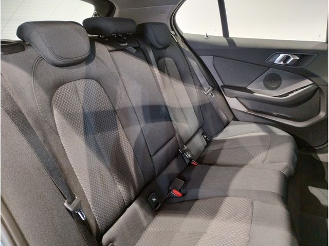 BMW BMW 1series 2024