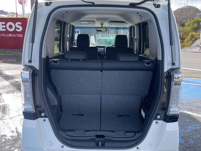 HONDA N BOX CUSTOM 2017