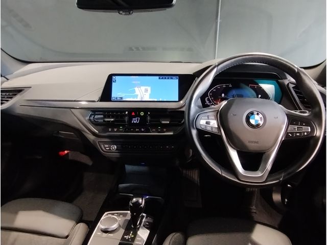 BMW BMW 1series 2024