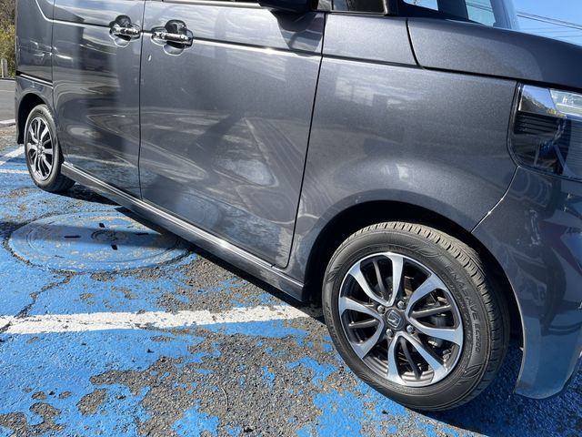 HONDA N BOX CUSTOM 2023