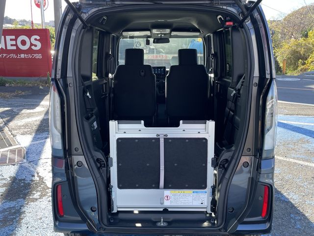 HONDA N BOX CUSTOM 2023