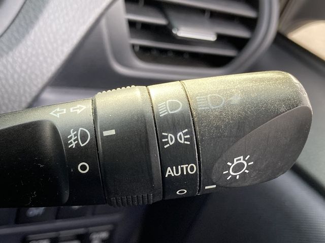 TOYOTA NOAH 4WD 2014