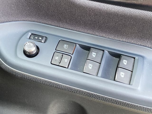 TOYOTA NOAH 4WD 2014