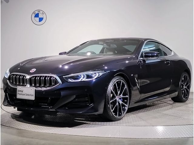 BMW BMW 8series 2022
