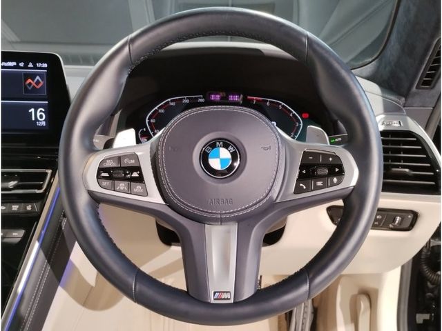 BMW BMW 8series 2022