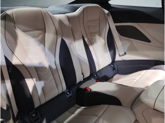 BMW BMW 8series 2022