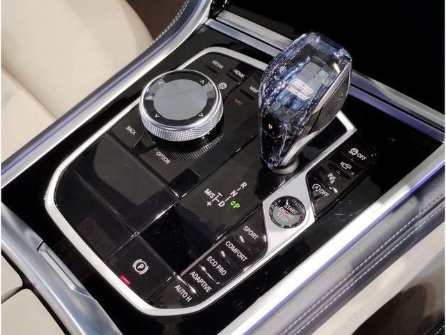 BMW BMW 8series 2022