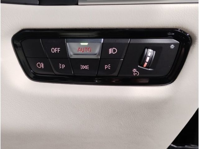 BMW BMW 8series 2022