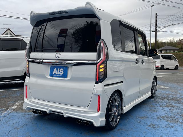 HONDA N BOX CUSTOM 2018