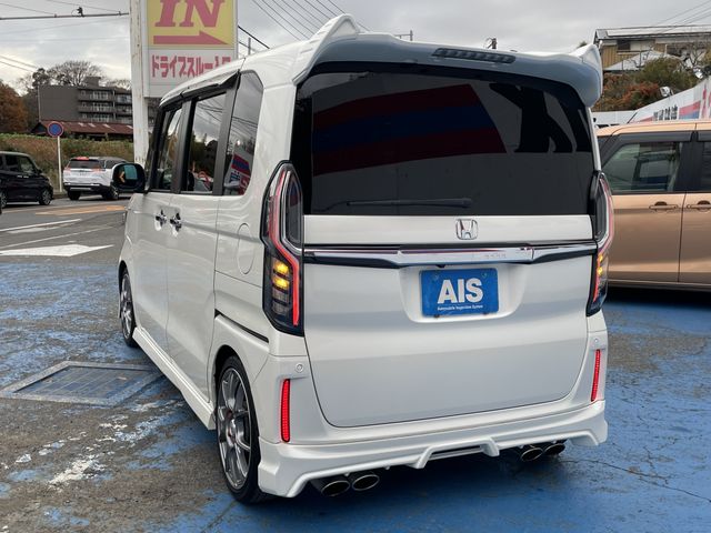 HONDA N BOX CUSTOM 2018