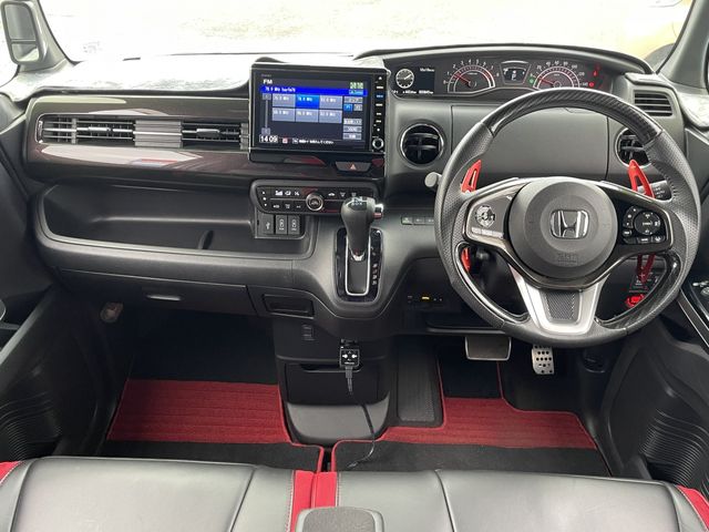 HONDA N BOX CUSTOM 2018