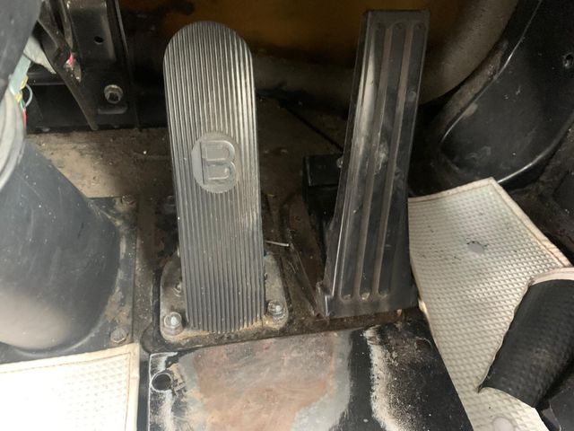 MITSUBISHI FUSOU AERO ACE 2009