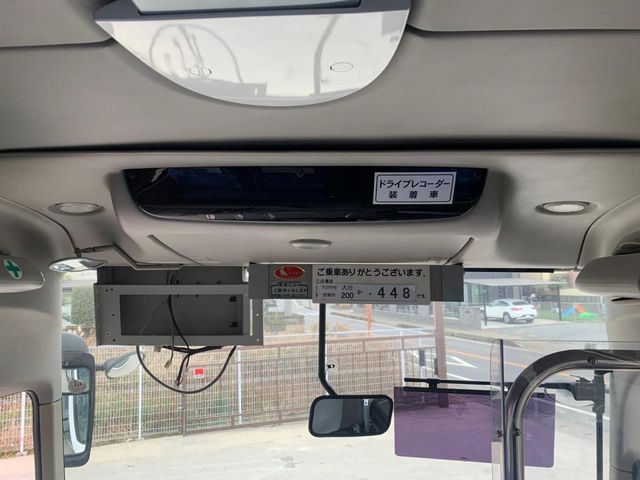 MITSUBISHI FUSOU AERO ACE 2009