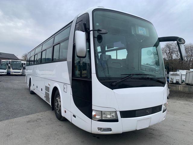 MITSUBISHI FUSOU AERO ACE 2009