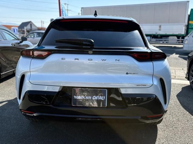 TOYOTA CROWN SPORT 2024