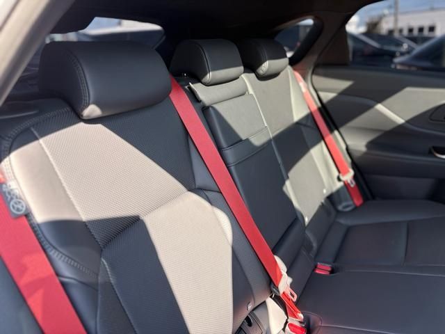 TOYOTA CROWN SPORT 2024