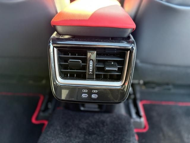 TOYOTA CROWN SPORT 2024