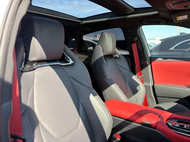 TOYOTA CROWN SPORT 2024