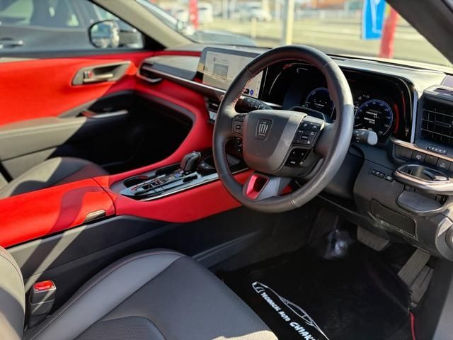 TOYOTA CROWN SPORT 2024