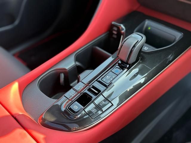 TOYOTA CROWN SPORT 2024