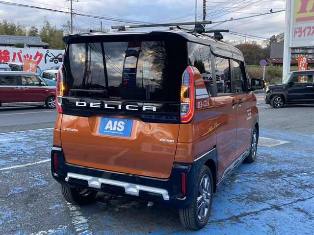 MITSUBISHI DELICA MINI 2023