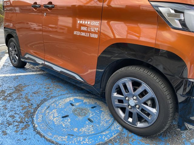 MITSUBISHI DELICA MINI 2023