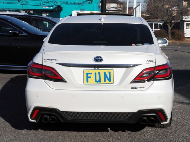 TOYOTA CROWN sedan hybrid 4WD 2021