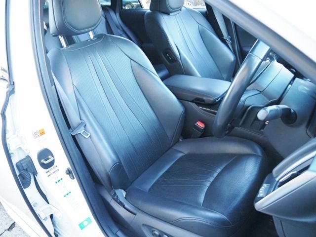 TOYOTA CROWN sedan hybrid 4WD 2021