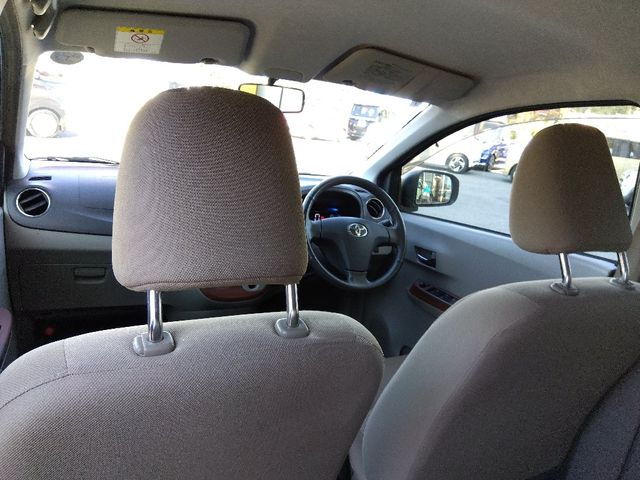 TOYOTA PIXIS EPOCH 2012