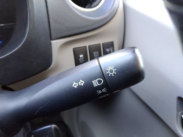 TOYOTA PIXIS EPOCH 2012