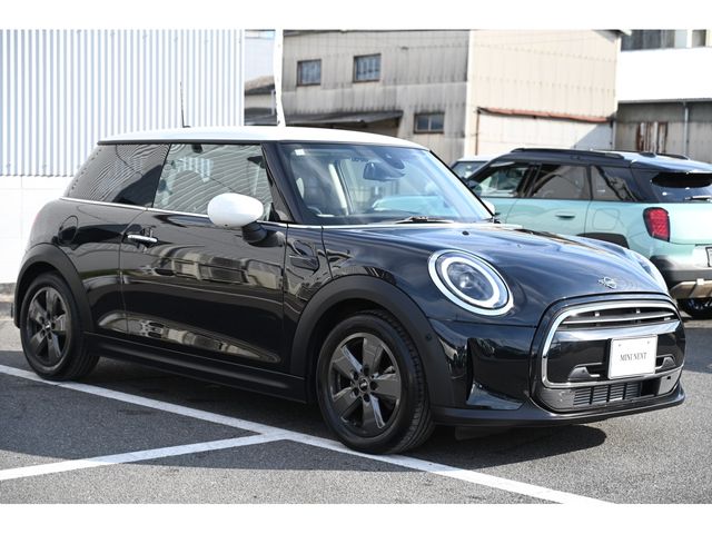 BMW MINI COOPER D 2023