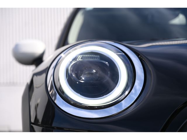 BMW MINI COOPER D 2023