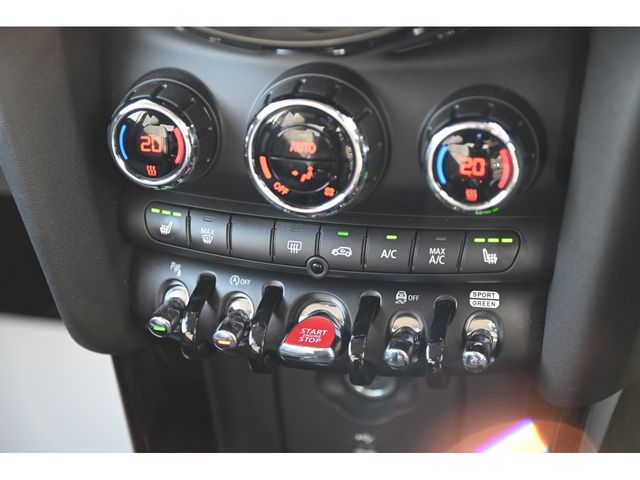 BMW MINI COOPER D 2023