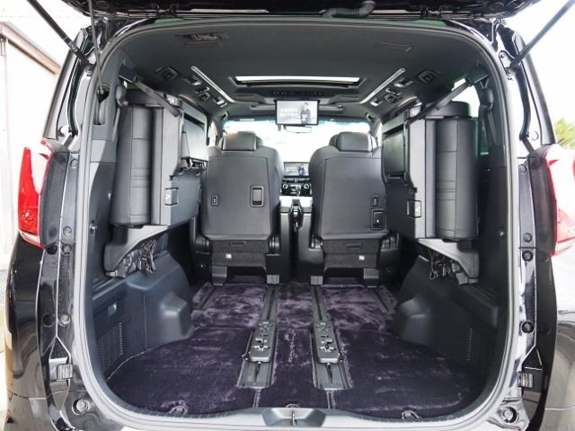 TOYOTA ALPHARD 2022