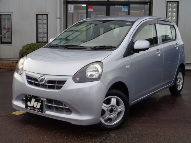 DAIHATSU MIRA e:S 2011