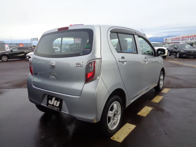DAIHATSU MIRA e:S 2011