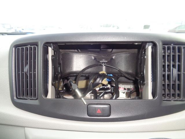 DAIHATSU MIRA e:S 2011