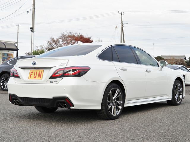 TOYOTA CROWN sedan hybrid 4WD 2021