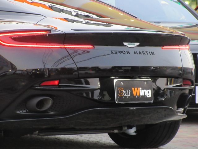 ASTON MARTIN ASTON MARTIN 2025