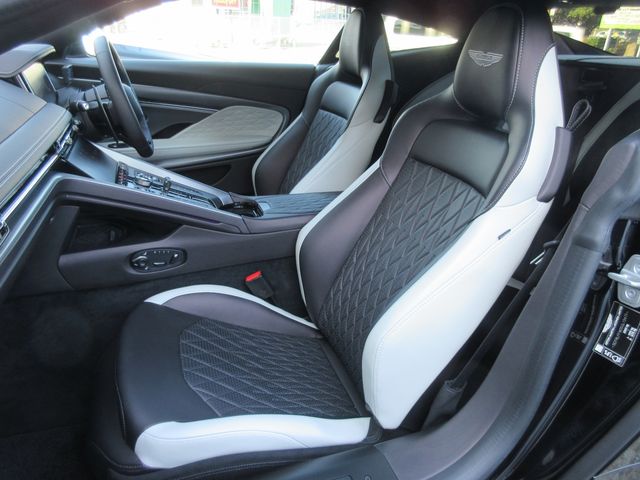 ASTON MARTIN ASTON MARTIN 2025