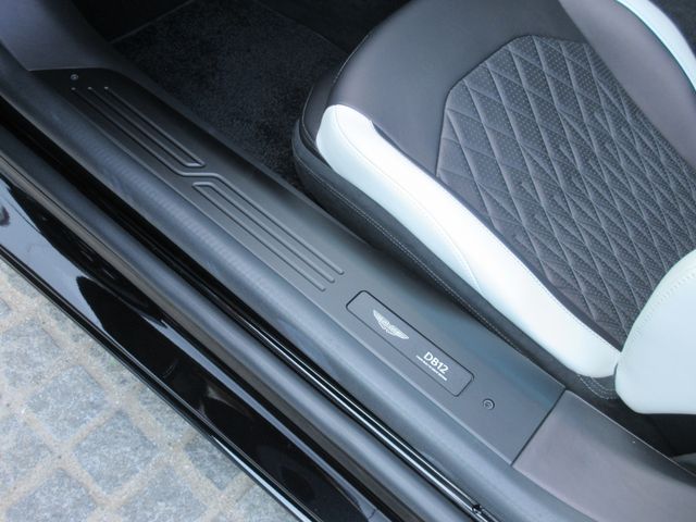 ASTON MARTIN ASTON MARTIN 2025