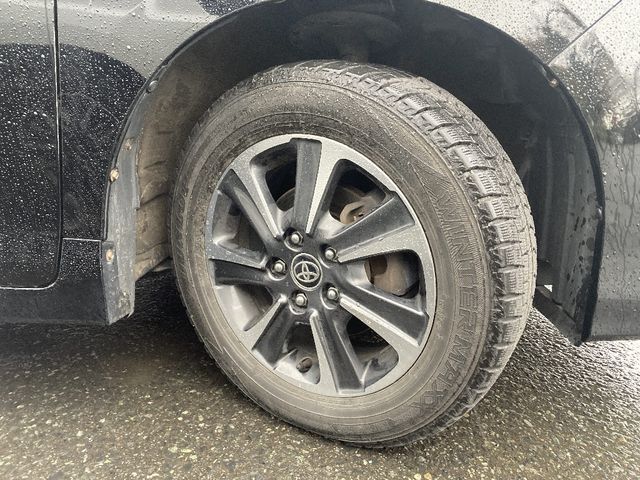 TOYOTA ESQUIRE 4WD 2017