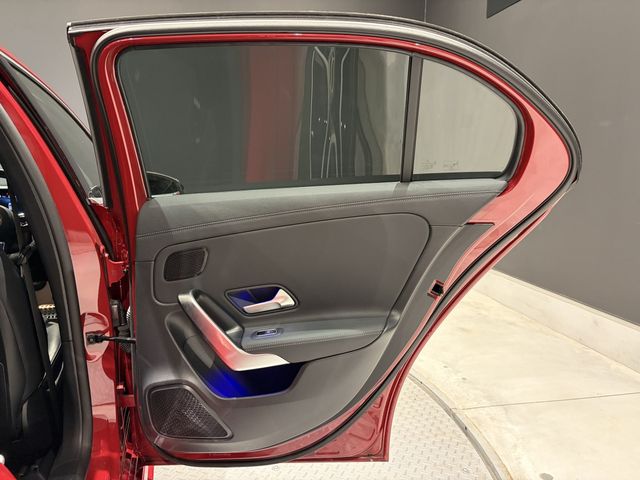 MERCEDES BENZ MERCEDES BENZ A class 2023