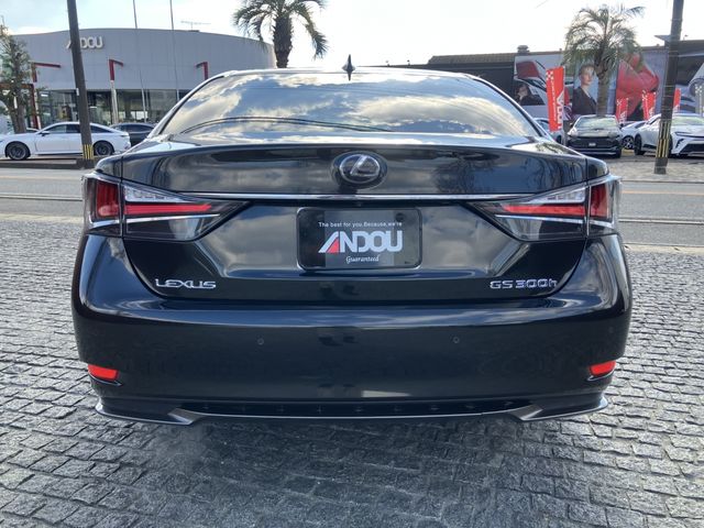 TOYOTA LEXUS GS300h 2017