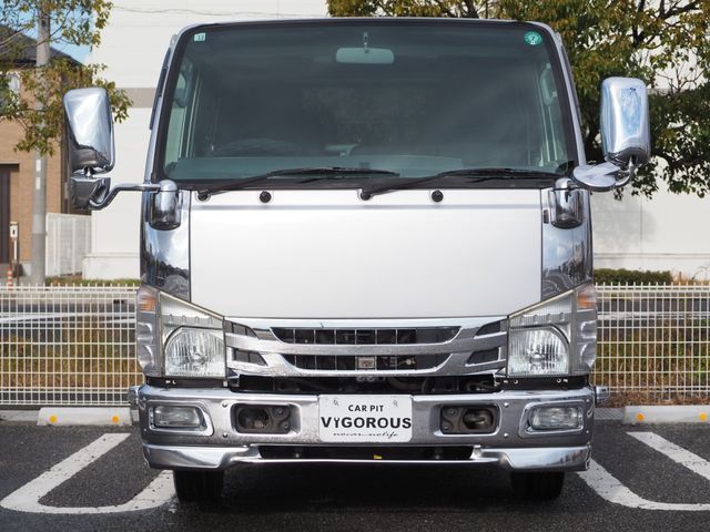 ISUZU ELF 2009