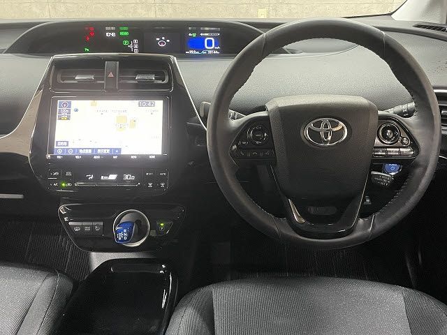 TOYOTA PRIUS PHV 2018