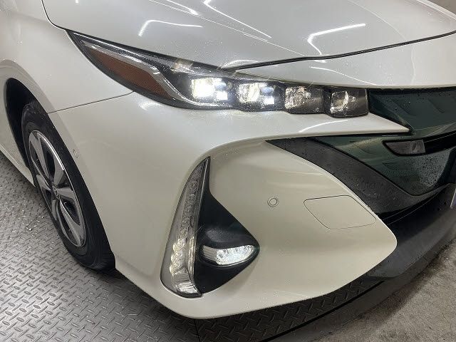 TOYOTA PRIUS PHV 2018