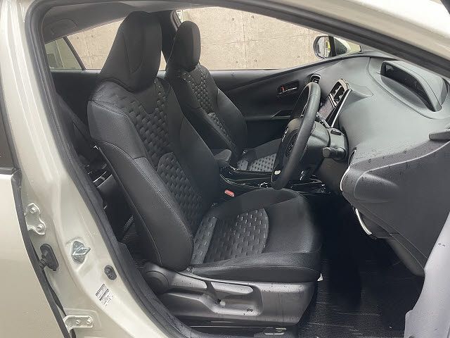 TOYOTA PRIUS PHV 2018